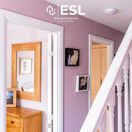 4 Bedroom Townhouse 10Mins Walk From Shrewsbury Town Centre With Parking Exterior photo